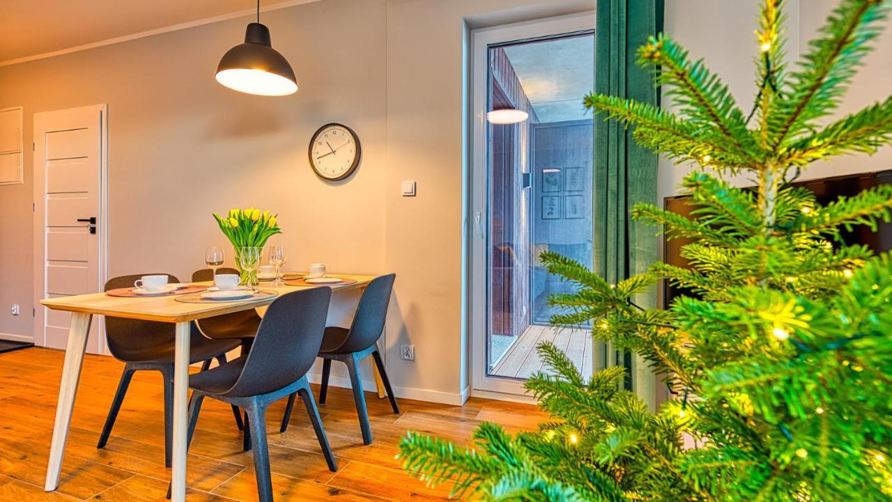 Apartament Pod Stogiem Izerskim - 5D Apartamenty Świeradów-Zdrój المظهر الخارجي الصورة